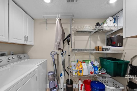 Condo in Tampa, Florida, 2 bedrooms  № 2099427 - photo 22