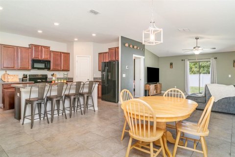 House in Wimauma, Florida 4 bedrooms, 168.15 sq.m. № 1754893 - photo 11