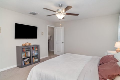 House in Wimauma, Florida 4 bedrooms, 168.15 sq.m. № 1754893 - photo 17