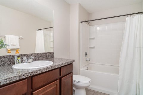 House in Wimauma, Florida 4 bedrooms, 168.15 sq.m. № 1754893 - photo 23