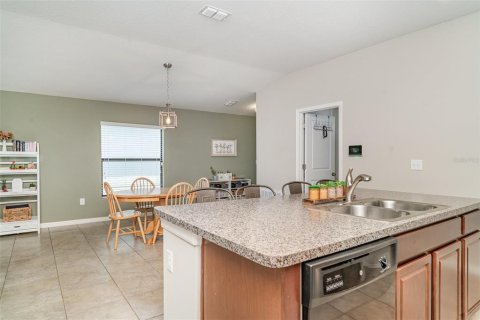 House in Wimauma, Florida 4 bedrooms, 168.15 sq.m. № 1754893 - photo 13