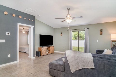 House in Wimauma, Florida 4 bedrooms, 168.15 sq.m. № 1754893 - photo 6