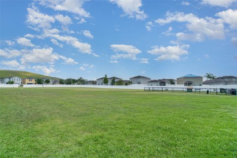 House in Wimauma, Florida 4 bedrooms, 168.15 sq.m. № 1754893 - photo 29