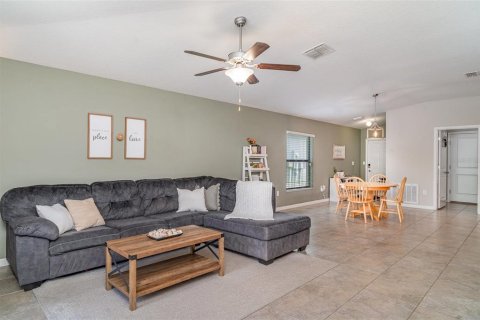 House in Wimauma, Florida 4 bedrooms, 168.15 sq.m. № 1754893 - photo 8