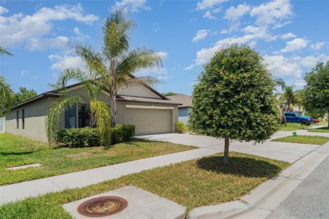 House in Wimauma, Florida 4 bedrooms, 168.15 sq.m. № 1754893 - photo 2