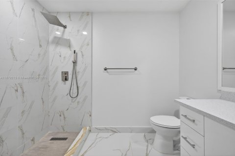 Touwnhouse à vendre à Doral, Floride: 3 chambres, 176.33 m2 № 1921725 - photo 18
