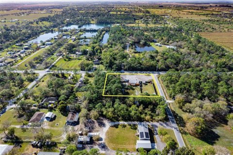 Propiedad comercial en venta en St. Lucie, Florida № 1940250 - foto 27