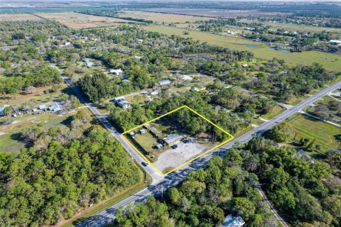 Propiedad comercial en venta en St. Lucie, Florida № 1940250 - foto 30