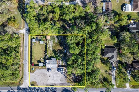 Propiedad comercial en venta en St. Lucie, Florida № 1940250 - foto 24