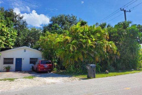Terreno en venta en Fort Lauderdale, Florida № 1864308 - foto 1