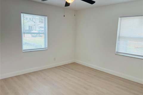 Villa ou maison à louer à Tampa, Floride: 3 chambres, 118.91 m2 № 1767711 - photo 13