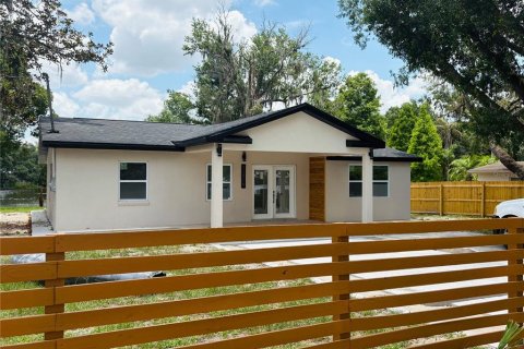 Villa ou maison à louer à Tampa, Floride: 3 chambres, 118.91 m2 № 1767711 - photo 2