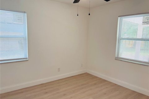 Villa ou maison à louer à Tampa, Floride: 3 chambres, 118.91 m2 № 1767711 - photo 15