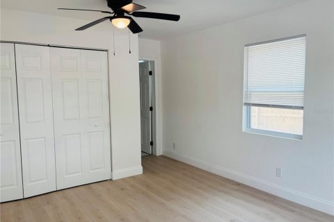 Villa ou maison à louer à Tampa, Floride: 3 chambres, 118.91 m2 № 1767711 - photo 10