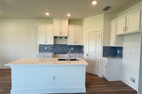 House in Hudson, Florida 3 bedrooms, 166.2 sq.m. № 2216483 - photo 3