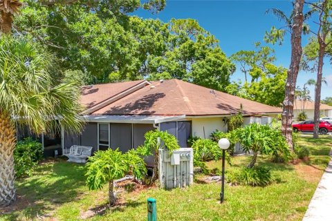 House in Sarasota, Florida 2 bedrooms, 86.4 sq.m. № 2216444 - photo 20