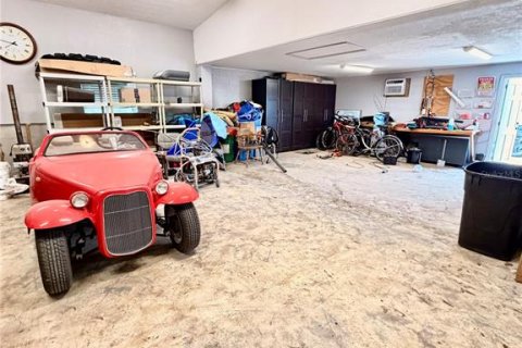 Купить коммерческую недвижимость в Тарпон-Спрингс, Флорида 76.55м2, № 2285640 - фото 27