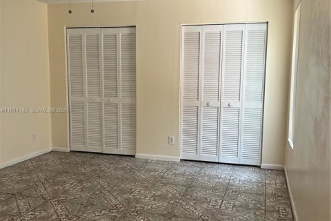 Villa ou maison à louer à Coral Springs, Floride: 4 chambres, 151.52 m2 № 1976647 - photo 23