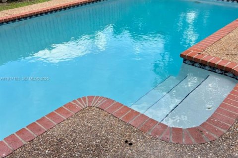 Villa ou maison à louer à Coral Springs, Floride: 4 chambres, 151.52 m2 № 1976647 - photo 28