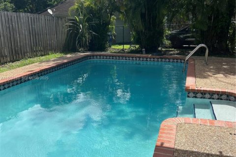 Villa ou maison à louer à Coral Springs, Floride: 4 chambres, 151.52 m2 № 1976647 - photo 29