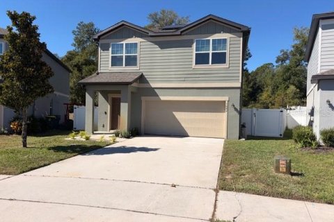 Villa ou maison à louer à DeLand, Floride: 3 chambres, 176.14 m2 № 2403488 - photo 2