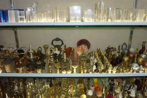 Propiedad comercial en venta en North Miami, Florida № 2016648 - foto 2