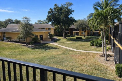 Copropriété à vendre à Hollywood, Floride: 2 chambres, 81.29 m2 № 2081351 - photo 8