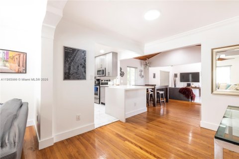 Купить виллу или дом в Майами, Флорида 5 спален, 199.74м2, № 1972598 - фото 23