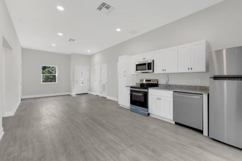 Casa en venta en Kissimmee, Florida, 2 dormitorios, 93.65 m2 № 1911349 - foto 4