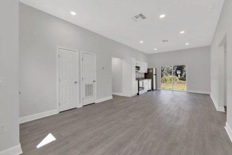 Casa en venta en Kissimmee, Florida, 2 dormitorios, 93.65 m2 № 1911349 - foto 7