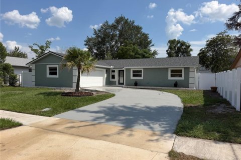 House in Orlando, Florida 3 bedrooms, 140.47 sq.m. № 2351597
