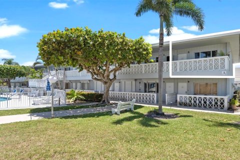 Condominio en Fort Lauderdale, Florida, 1 dormitorio  № 2056449