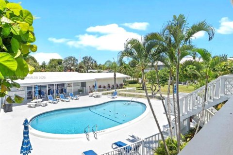 Condominio en alquiler en Fort Lauderdale, Florida, 1 dormitorio, 65.03 m2 № 2056449 - foto 14