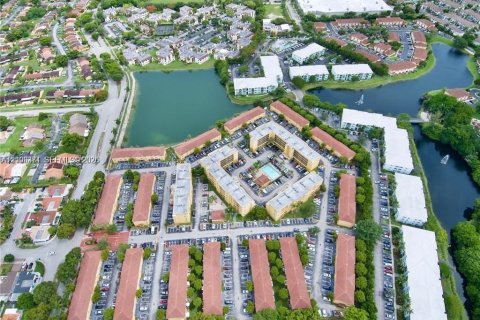 Appartement à louer à Miami, Floride: 2 chambres, 104.98 m2 № 2426800 - photo 13