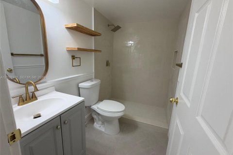 Appartement à louer à Miami, Floride: 2 chambres, 104.98 m2 № 2426800 - photo 3
