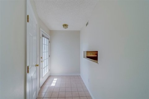Townhouse in Largo, Florida 3 bedrooms, 135.73 sq.m. № 1885586 - photo 4