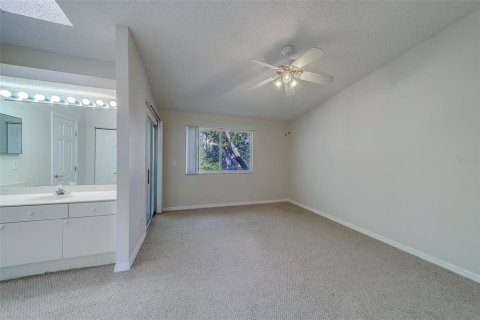 Townhouse in Largo, Florida 3 bedrooms, 135.73 sq.m. № 1885586 - photo 23