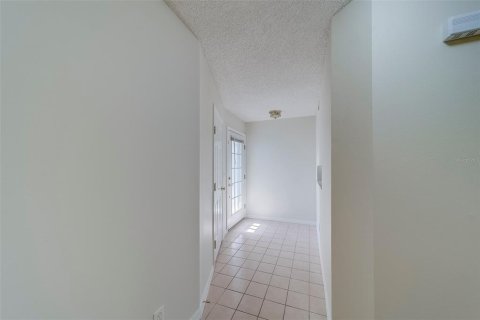 Townhouse in Largo, Florida 3 bedrooms, 135.73 sq.m. № 1885586 - photo 3