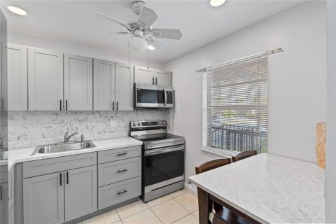 Condo à Delray Beach, Floride, 2 chambres  № 2084410