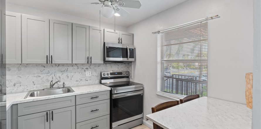 Condo à Delray Beach, Floride, 2 chambres  № 2084410