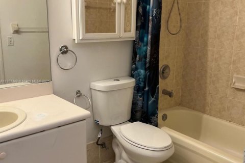 Copropriété à louer à Hialeah, Floride: 2 chambres, 104.98 m2 № 1966036 - photo 19