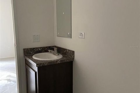 Apartamento en alquiler en New Port Richey, Florida, 3 dormitorios, 111.48 m2 № 1623129 - foto 4