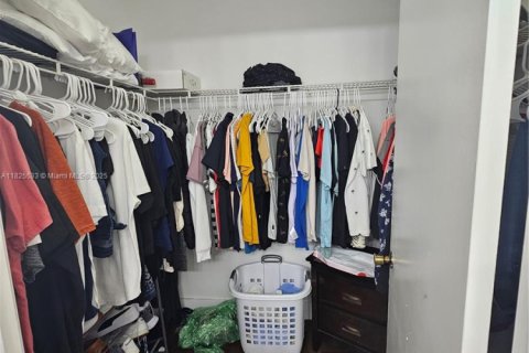 Купить кондоминиум в Хомстед, Флорида 2 спальни, 89.19м2, № 2079167 - фото 13