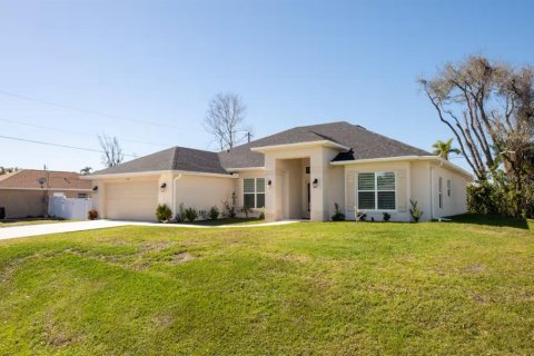 House in Venice, Florida 4 bedrooms, 216.56 sq.m. № 1833021 - photo 4