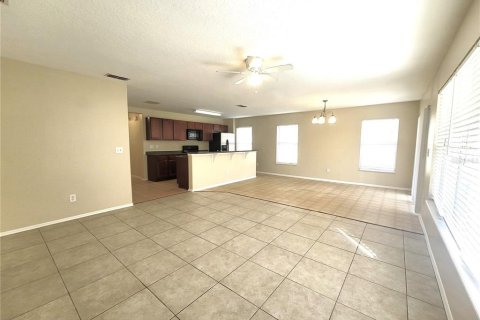 Casa en alquiler en Kissimmee, Florida, 3 dormitorios, 153.01 m2 № 1831738 - foto 10