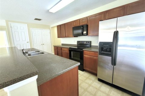 Casa en alquiler en Kissimmee, Florida, 3 dormitorios, 153.01 m2 № 1831738 - foto 8