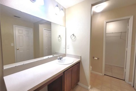 Casa en alquiler en Kissimmee, Florida, 3 dormitorios, 153.01 m2 № 1831738 - foto 15