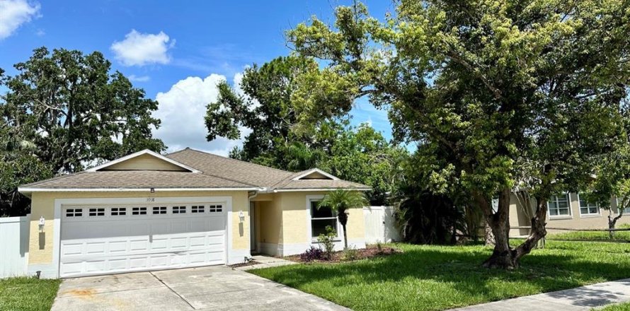 House in Sarasota, Florida 3 bedrooms, 125.51 sq.m. № 1813335