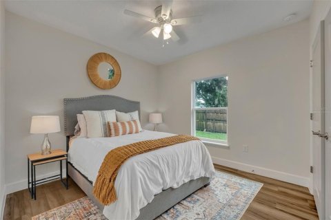 House in De Leon Springs, Florida 3 bedrooms, 121.98 sq.m. № 1544833 - photo 10