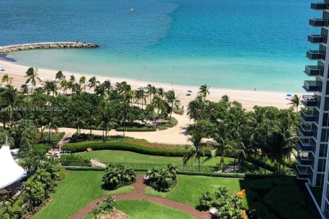 Condo in Bal Harbour, Florida, 2 bedrooms  № 2002762